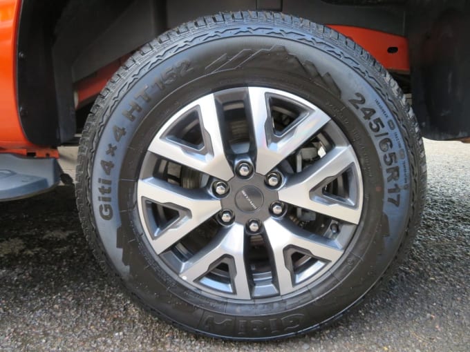 2025 Maxus T90ev