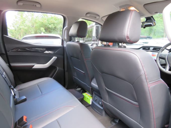 2025 Maxus T90ev