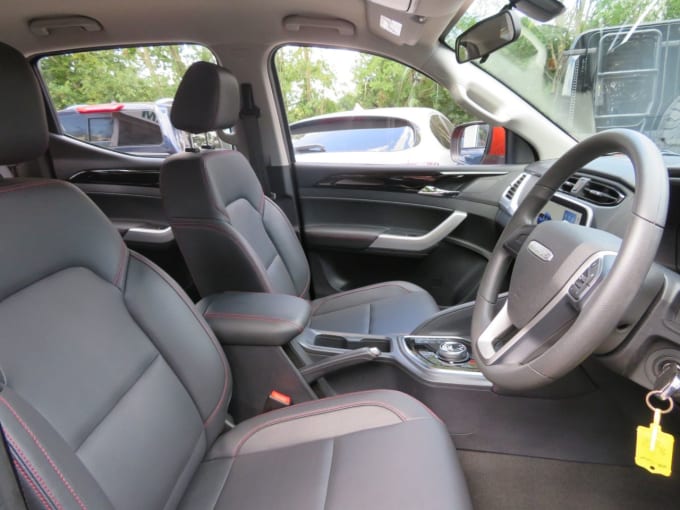 2025 Maxus T90ev