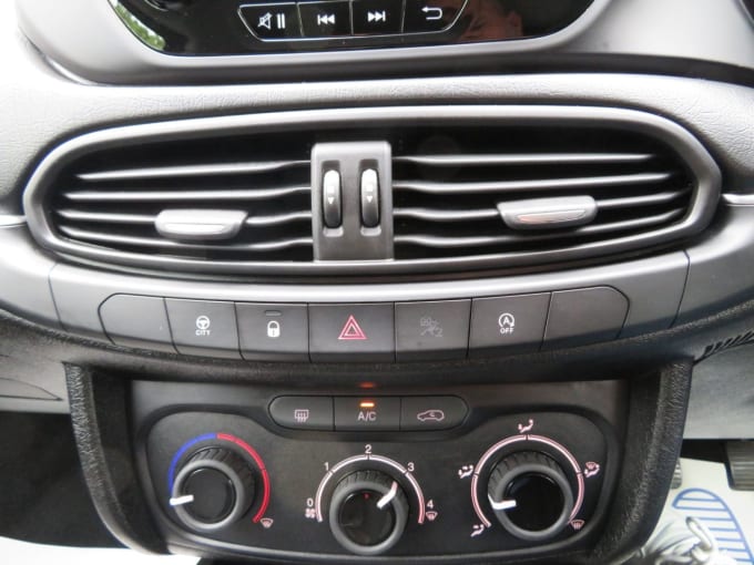 2025 Fiat Tipo