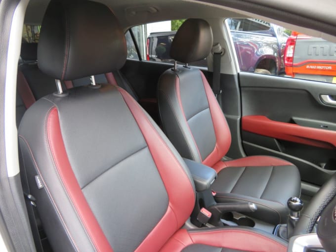 2025 Kia Rio