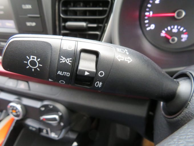 2025 Kia Rio