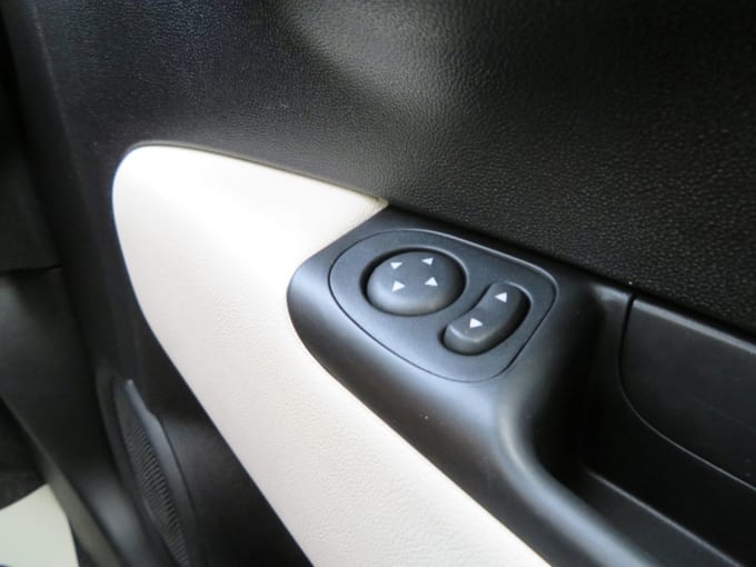 2025 Fiat 500c