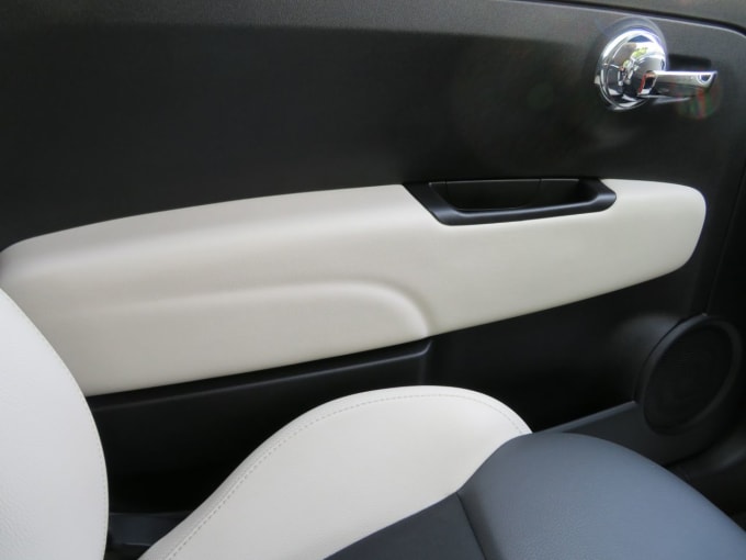 2025 Fiat 500c