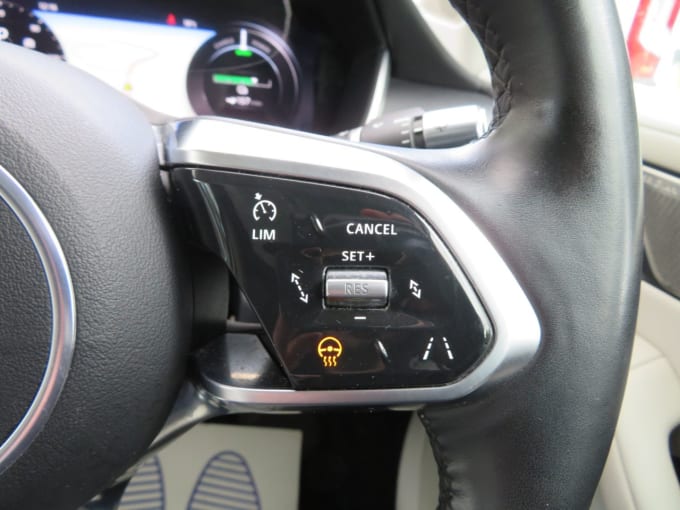 2025 Jaguar I-pace