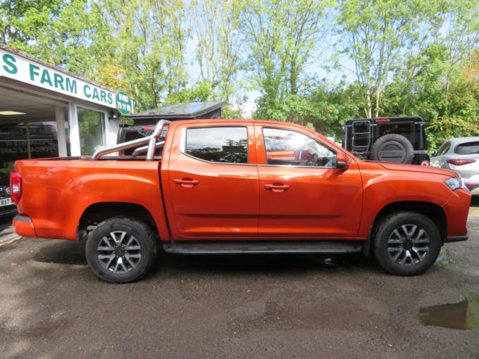 2025 Maxus T90ev