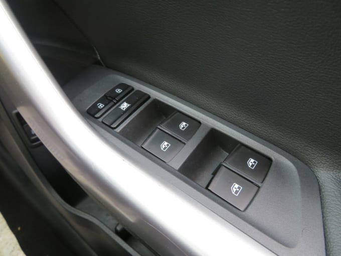 2025 Maxus T90ev
