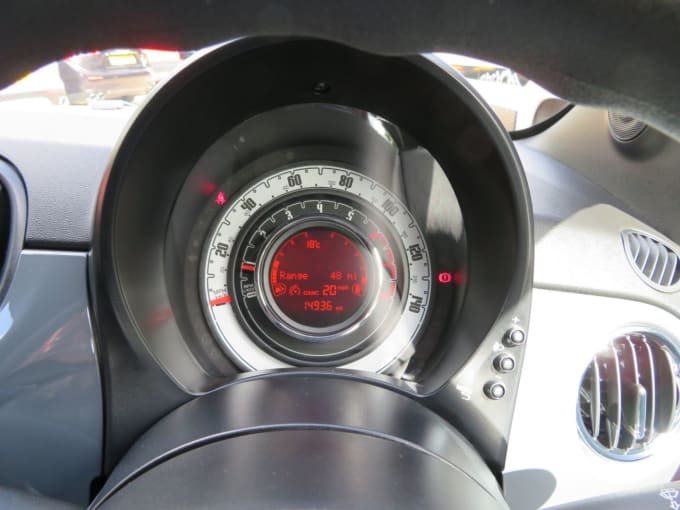 2025 Fiat 500c