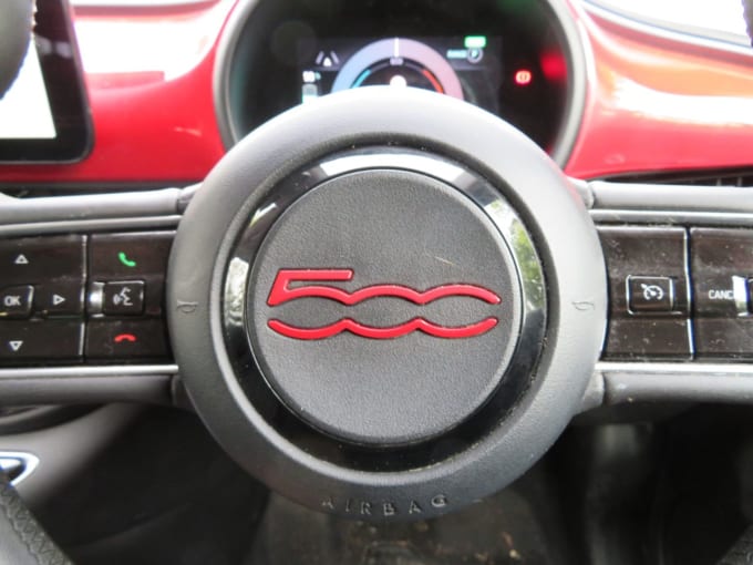 2025 Fiat 500e