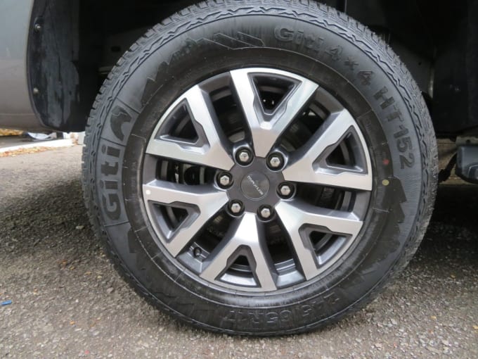 2025 Maxus T90ev