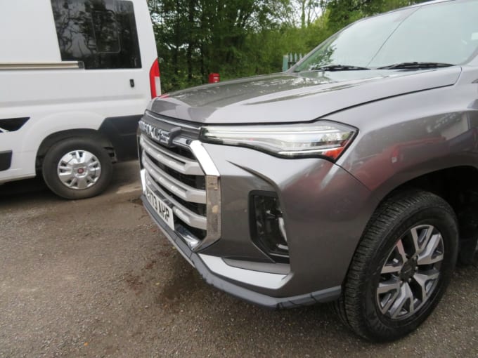 2025 Maxus T90ev
