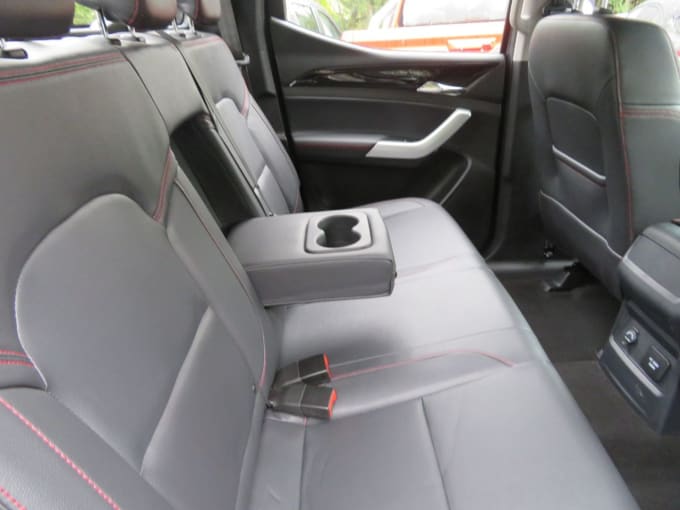 2025 Maxus T90ev
