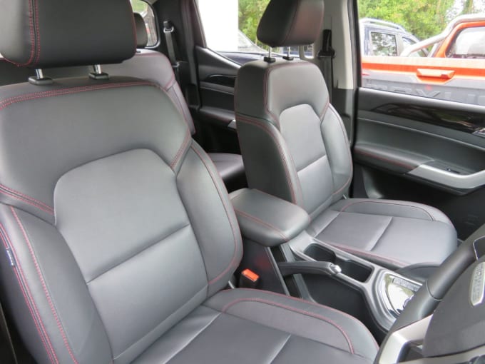 2025 Maxus T90ev