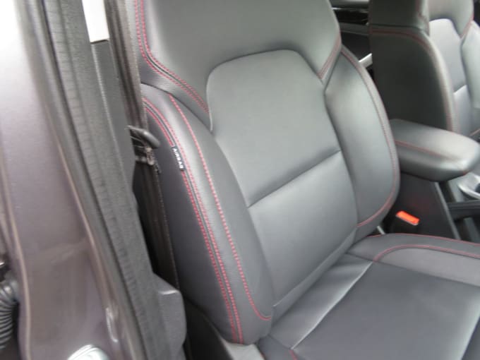 2025 Maxus T90ev