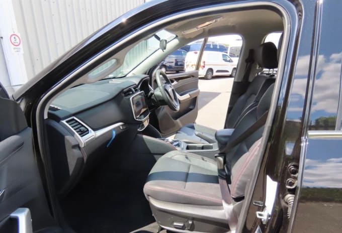 2025 Maxus T90ev