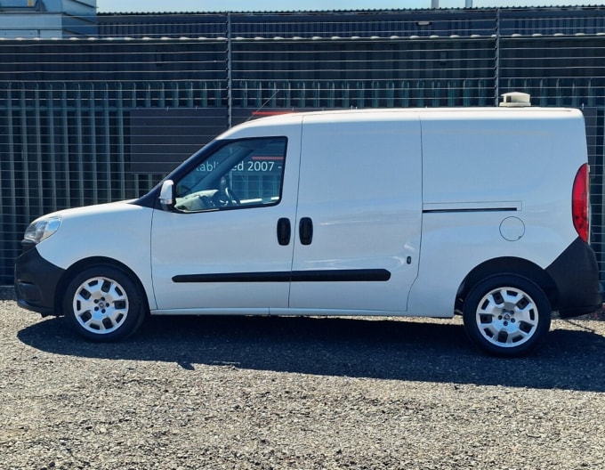 2024 Fiat Doblo