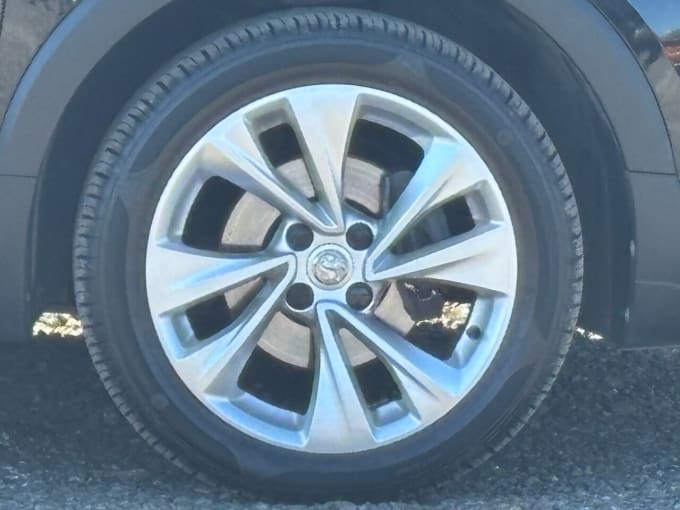 2025 Vauxhall Crossland X