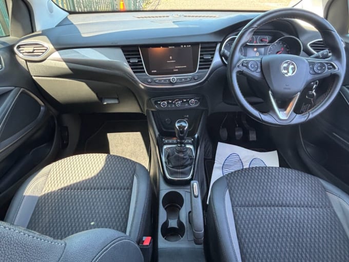 2025 Vauxhall Crossland X