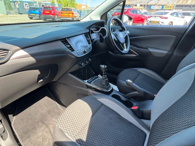 2025 Vauxhall Crossland X