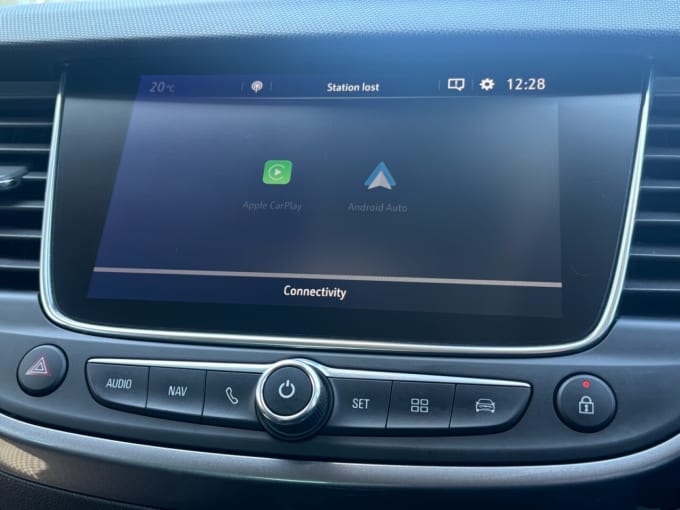 2025 Vauxhall Crossland X
