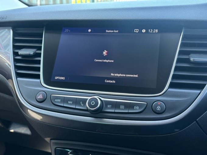 2025 Vauxhall Crossland X