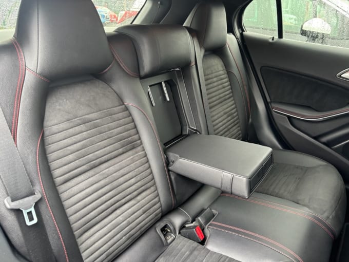 2025 Mercedes-benz Gla
