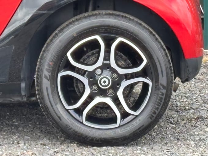 2025 Smart Forfour