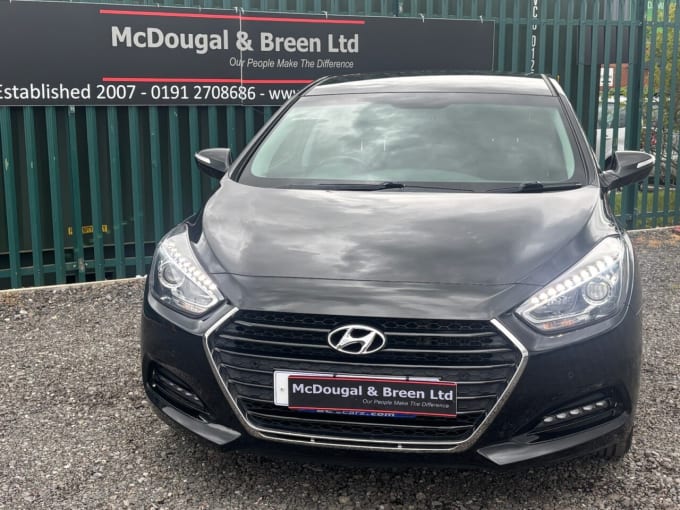 2025 Hyundai I40