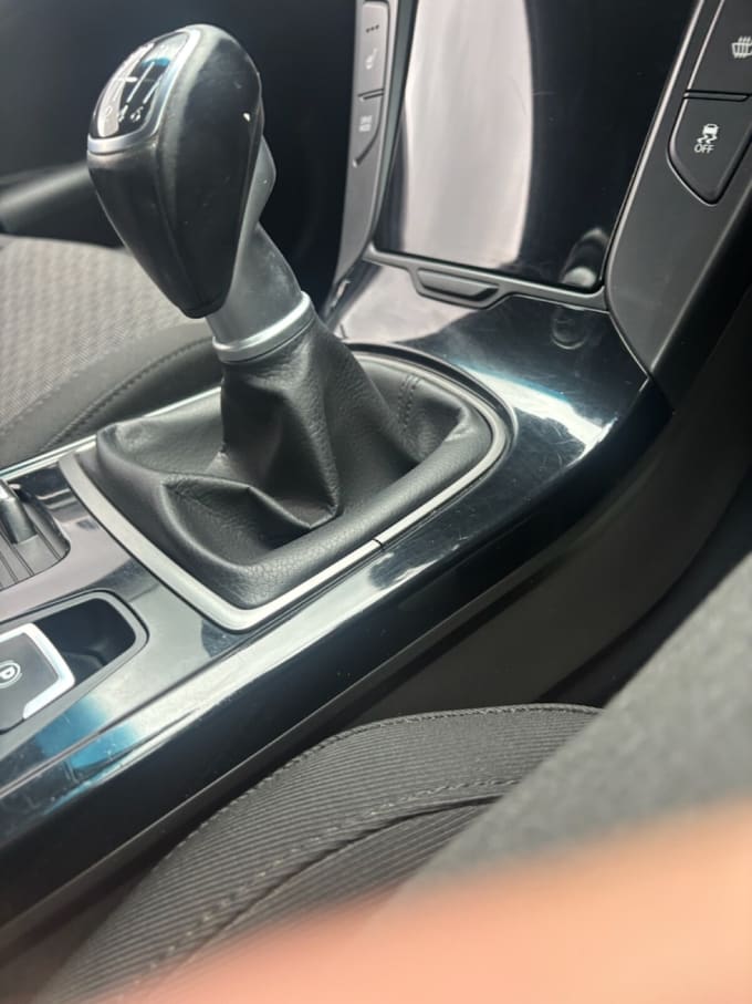 2025 Hyundai I40
