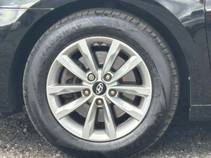 2025 Hyundai I40