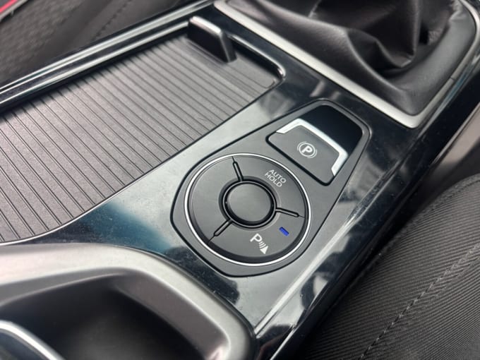 2025 Hyundai I40