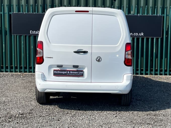 2025 Vauxhall Combo