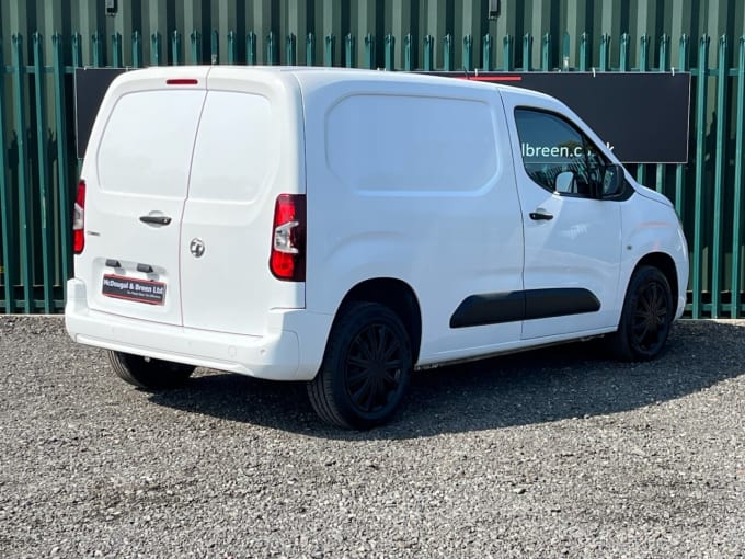 2025 Vauxhall Combo
