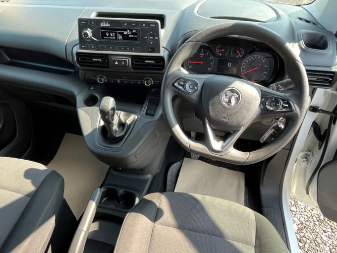 2025 Vauxhall Combo