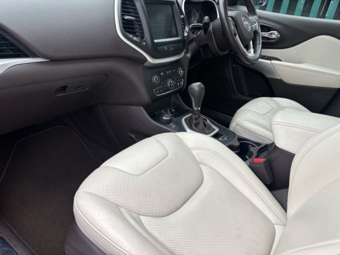2025 Jeep Cherokee