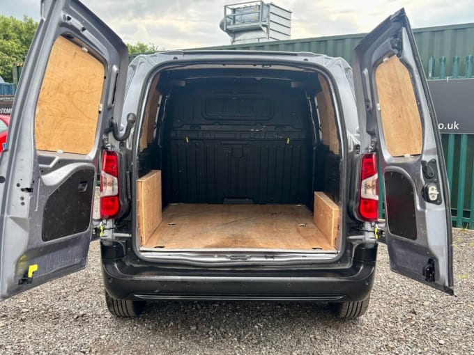 2025 Toyota Proace City