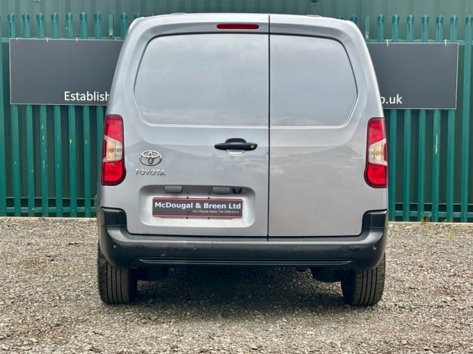 2025 Toyota Proace City