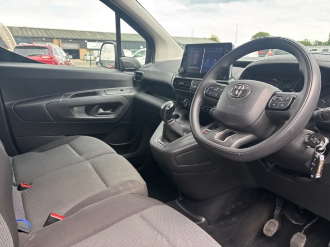 2025 Toyota Proace City