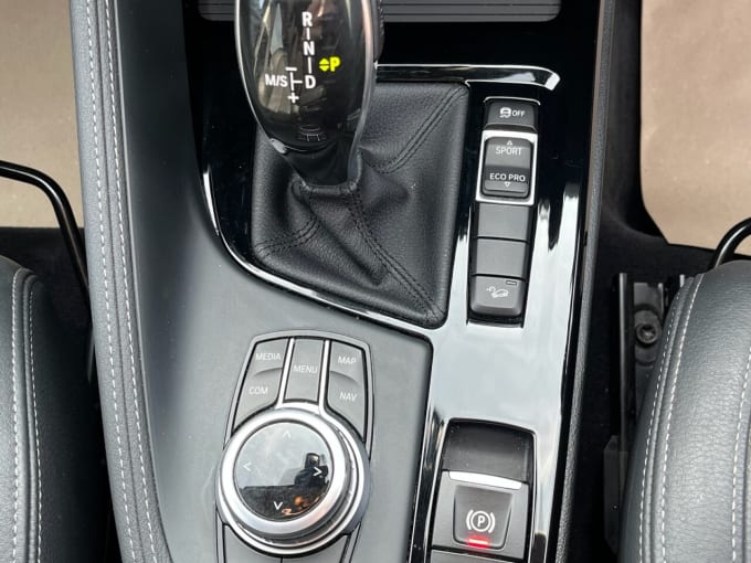 2025 BMW X1