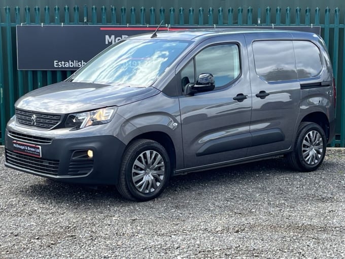 2025 Peugeot Partner