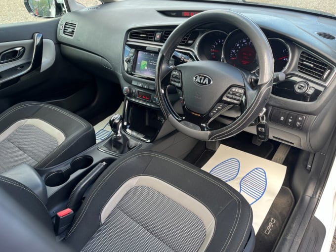 2025 Kia Ceed