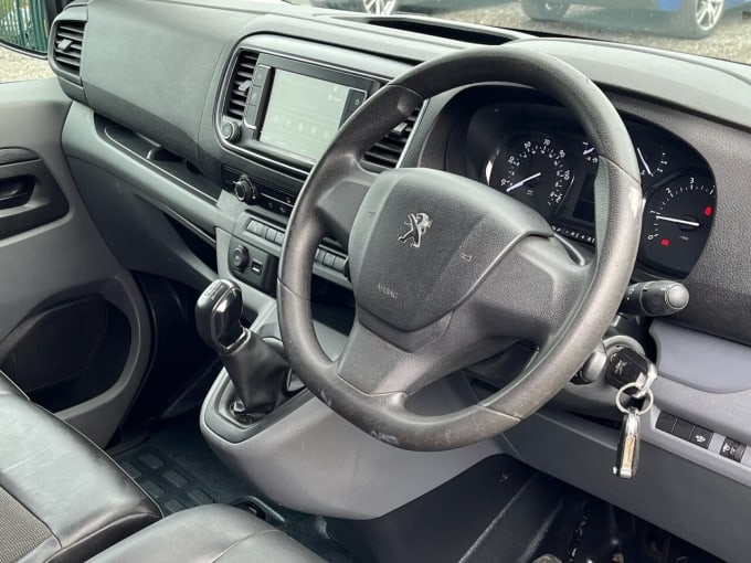 2025 Peugeot Expert