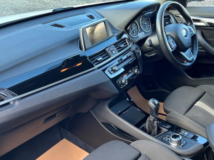 2025 BMW X1