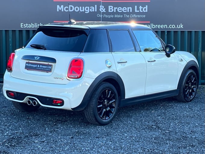 2019 Mini Hatch