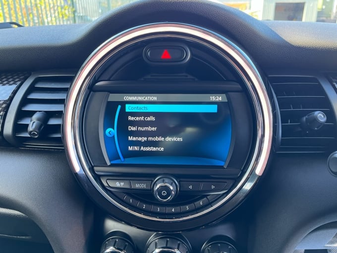 2019 Mini Hatch