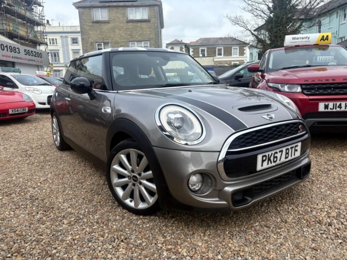 2025 Mini Hatch