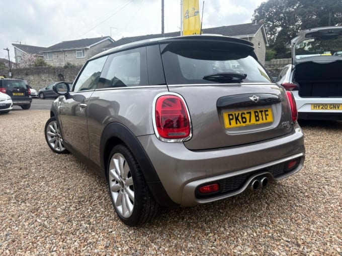 2025 Mini Hatch