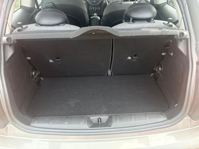 2025 Mini Hatch