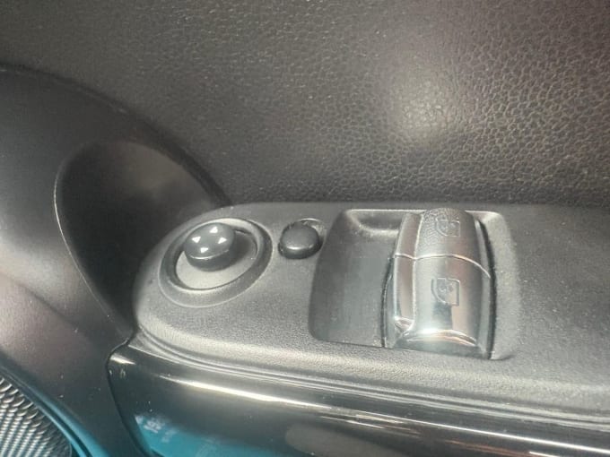 2025 Mini Hatch