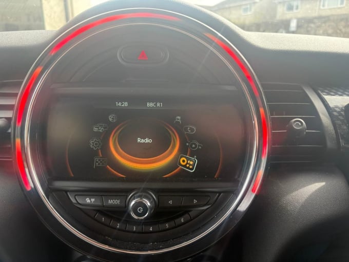 2025 Mini Hatch